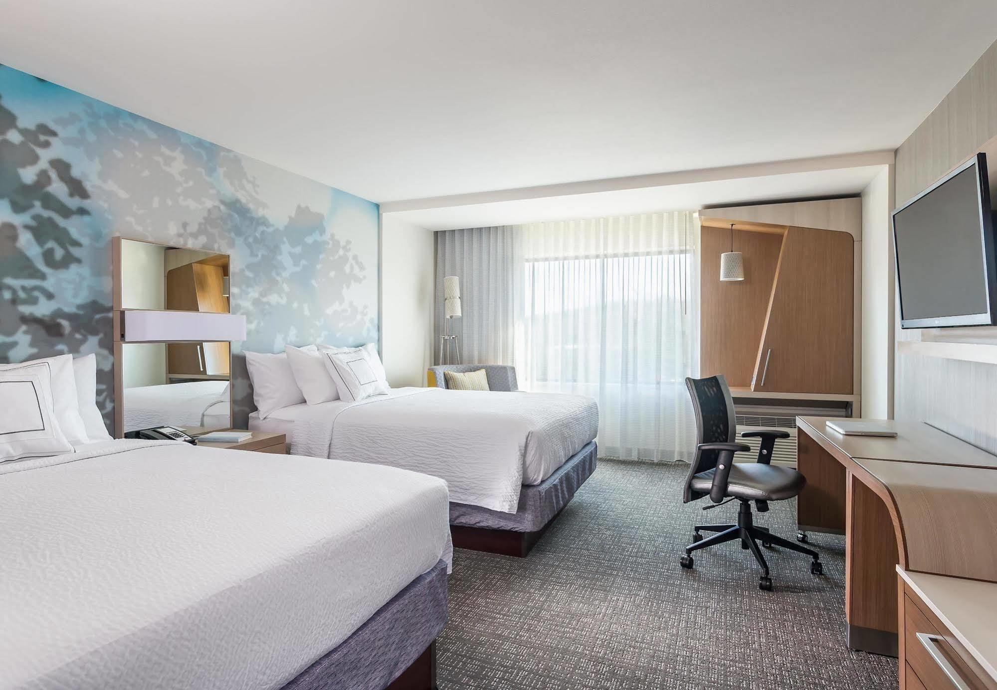 Courtyard By Marriott Detroit Farmington Ξενοδοχείο Farmington Hills Εξωτερικό φωτογραφία